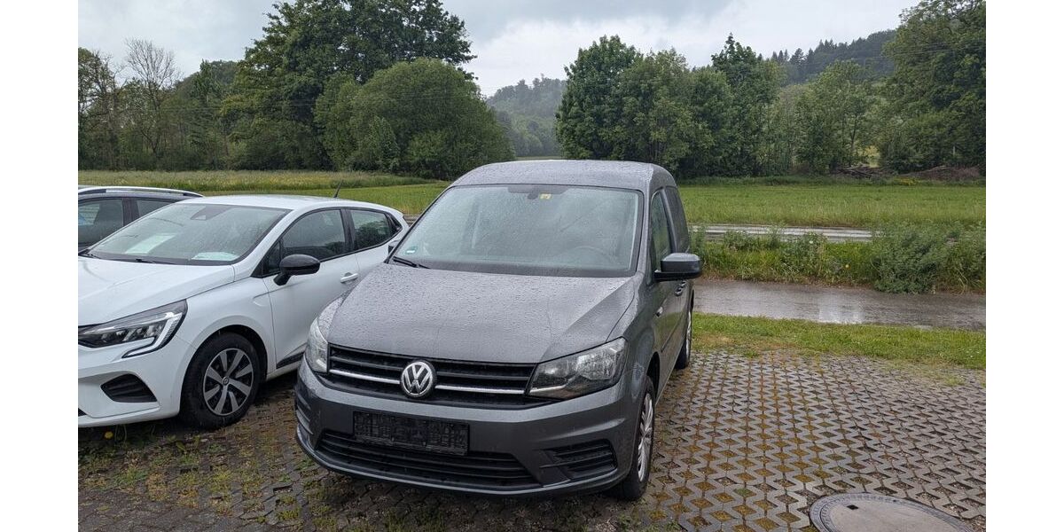 VW Caddy 86.190 km 18.690 &euro; Stegen 79252