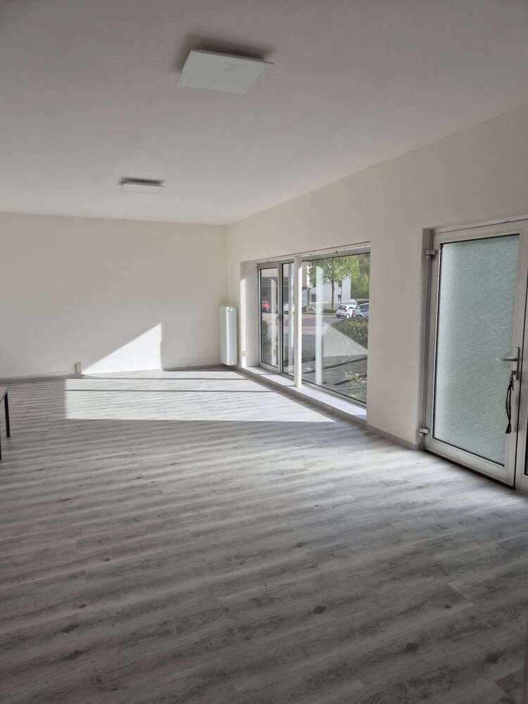 Einzelhandel in Hilchenbach 800 € 95 m²