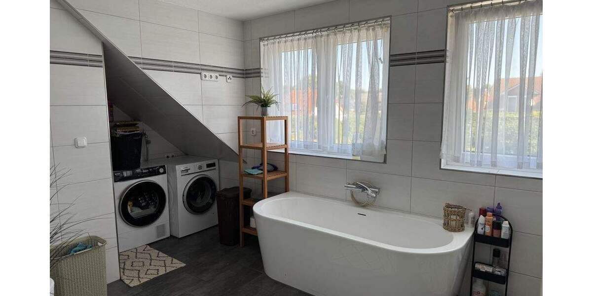 Einfamilienhaus Wiefelstede / Ofenerfeld Ofenerfeld - 8 Zimmer, 217 m&sup2;, 549.000&euro; | Angebot:25335696