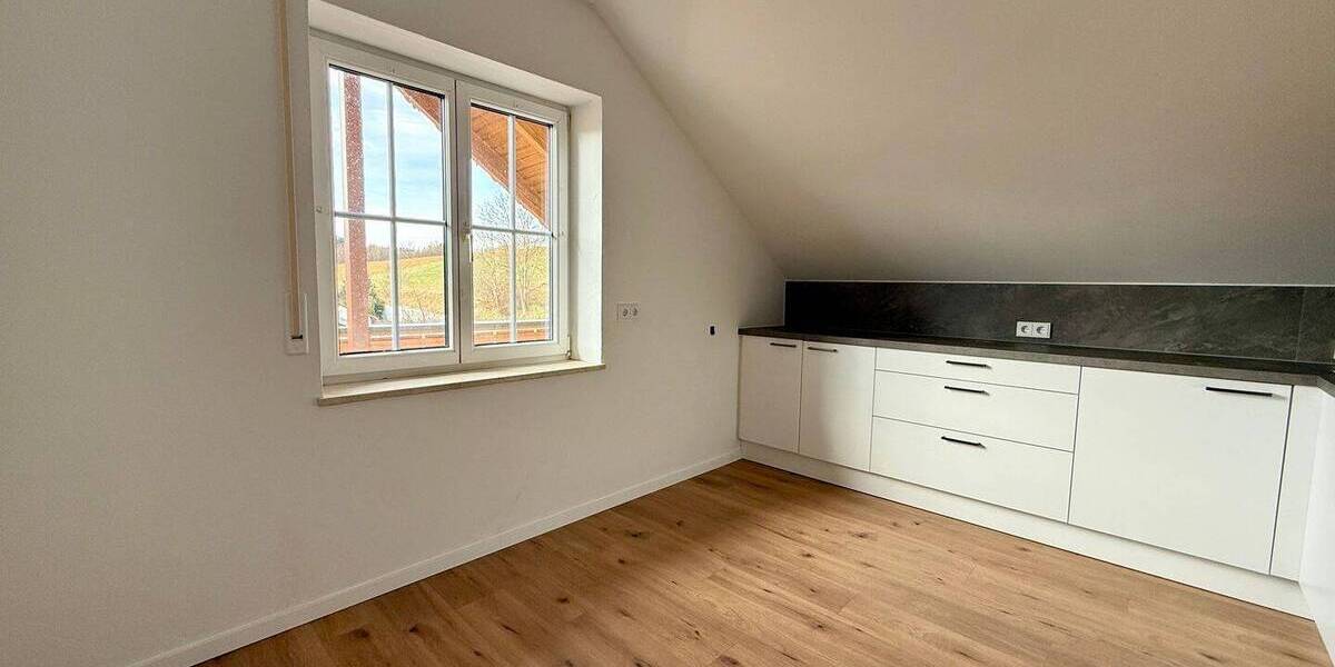 Etagenwohnung Bad Griesbach i.Rottal Weng - 4 Zimmer, 108 m&sup2;, 900&euro; | Angebot:26433593
