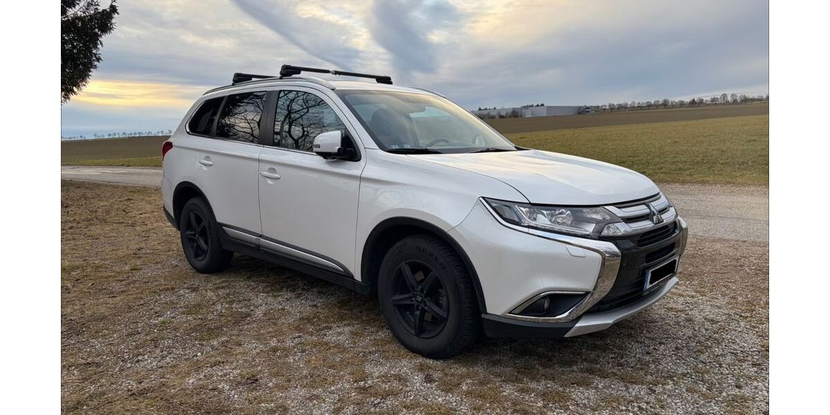 Mitsubishi Outlander 153.000 km 13.300 &euro; Langenbach 85416