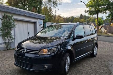 VW Touran 77.550 km 8.900 &euro; Sundern 59846