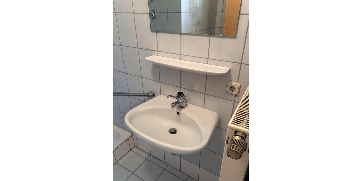 Dachgeschoßwohnung Ingolstadt - 2 Zimmer, 41 m&sup2;, 800&euro; | Angebot:25414088