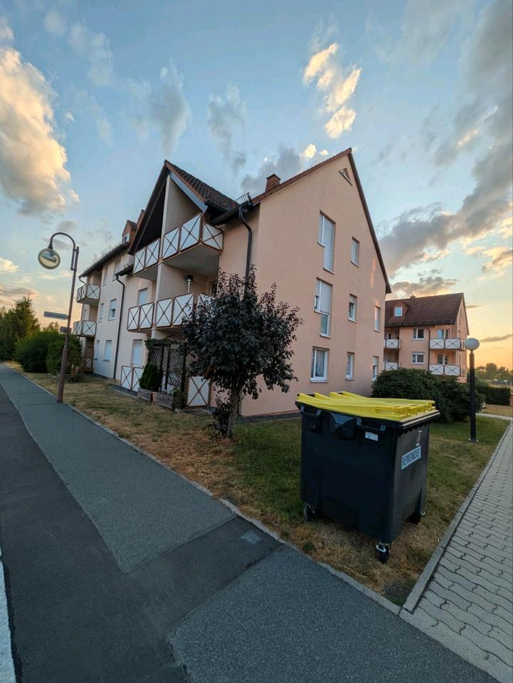 3 Zimmer Wohnung, erster Stock, 63m3 zu Vermieten