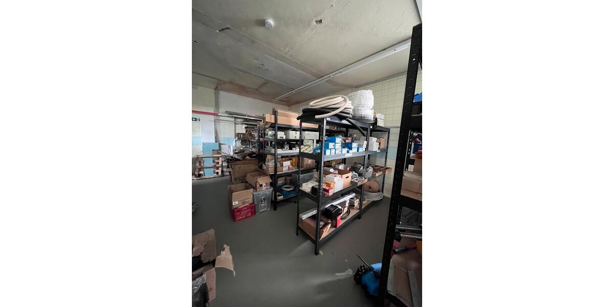 Gewerbeobjekt Hohenbrunn - 850&euro; | Angebot:23759852