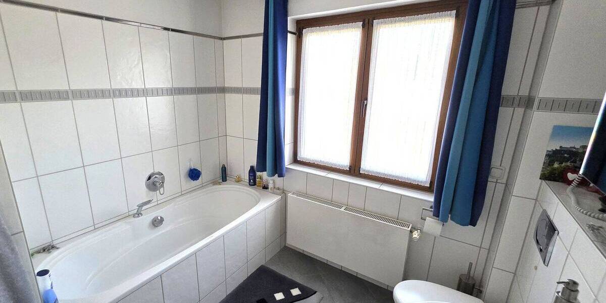 Doppelhaushälfte Oberursel - 3 Zimmer, 96 m&sup2;, 675.000&euro; | Angebot:25985387
