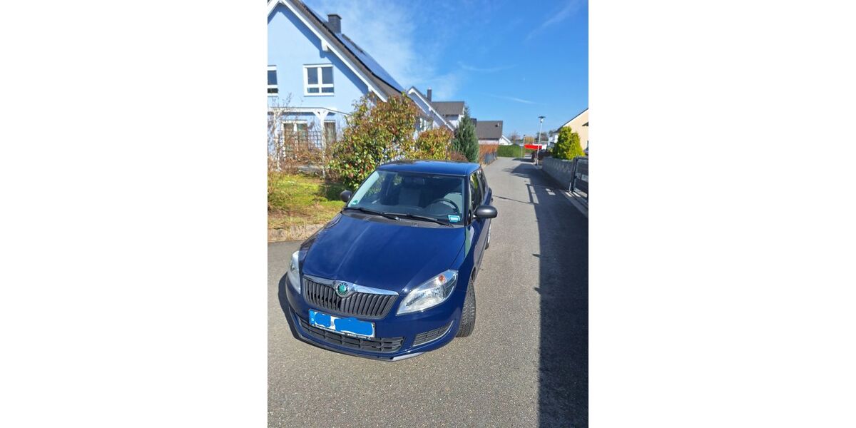 Skoda Fabia 62.000 km 6.300 &euro; Ober-Ramstadt 64372