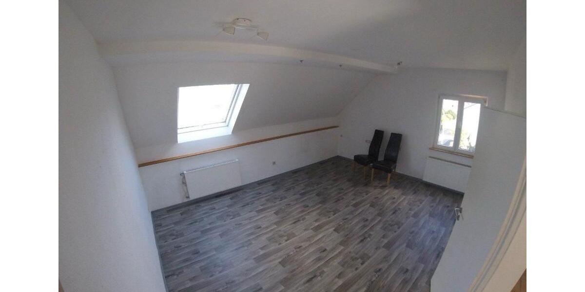 Helle 2 ZKB Wohnung in Fremersdorf 2 zimmer