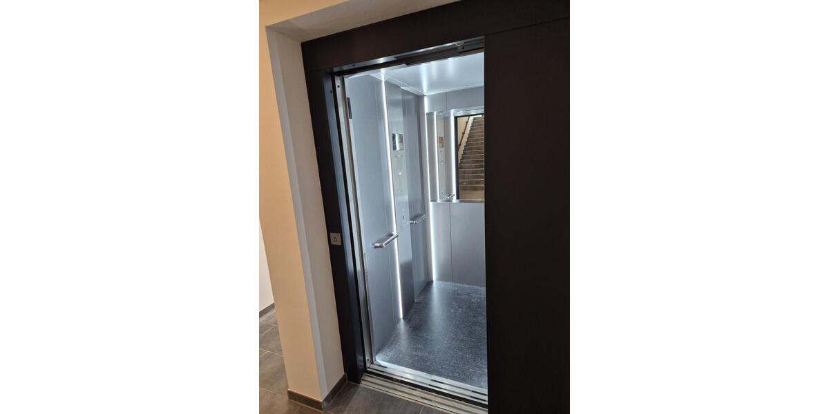 Einfamilienhaus Wadern - 2 Zimmer, 89 m&sup2;, 1.100&euro; | Angebot:25988746