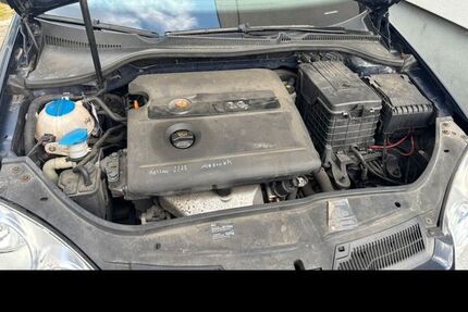 VW Golf 175.000 km 600 &euro; Pforzheim 75177