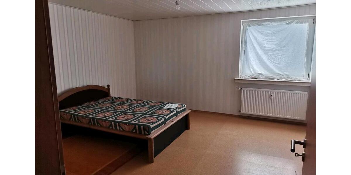 Etagenwohnung Marsberg - 1 Zimmer, 94 m&sup2;, 85.000&euro; | Angebot:26815408
