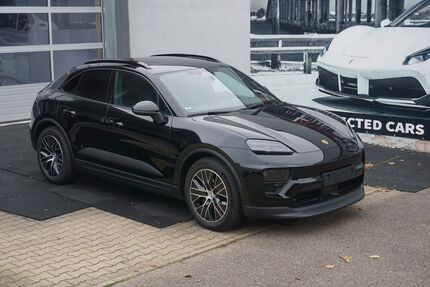 Porsche Macan 6.900 km 75.888 &euro; Stuttgart 70499