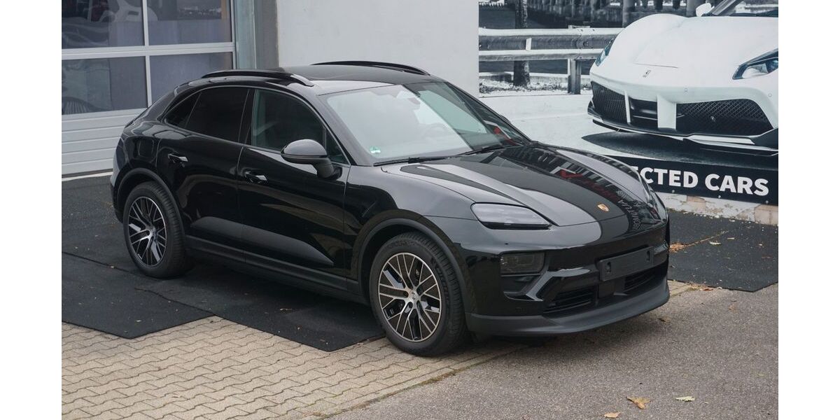 Porsche Macan 6.900 km 75.888 &euro; Stuttgart 70499
