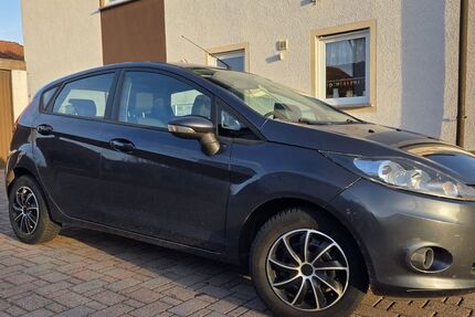 Ford Fiesta 184.500 km 2.400 &euro; Neuenmarkt 95339