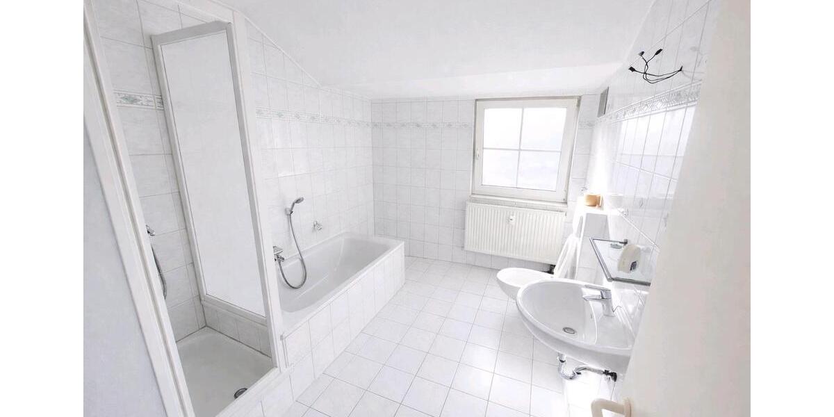 Dachgeschoßwohnung Glienicke/Nordbahn Nordbahn - 2 Zimmer, 90 m&sup2;, 1.300&euro; | Angebot:26073741