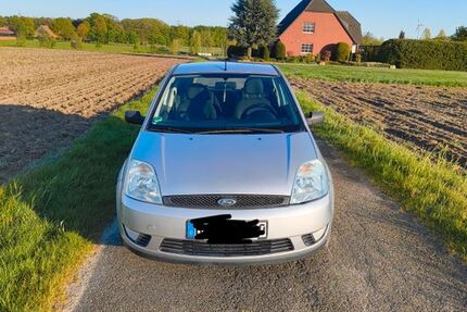 Ford Fiesta 207.000 km 1.200 &euro; Borken 46325