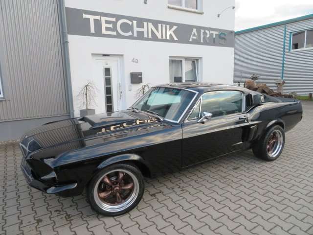 Ford Mustang 41.762 km 89.999 &euro; Binswangen 86637