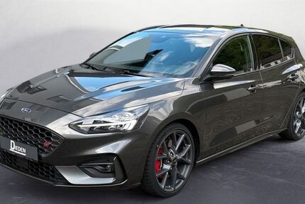 Ford Focus 38.629 km 25.900 &euro; Idar-Oberstein 55743
