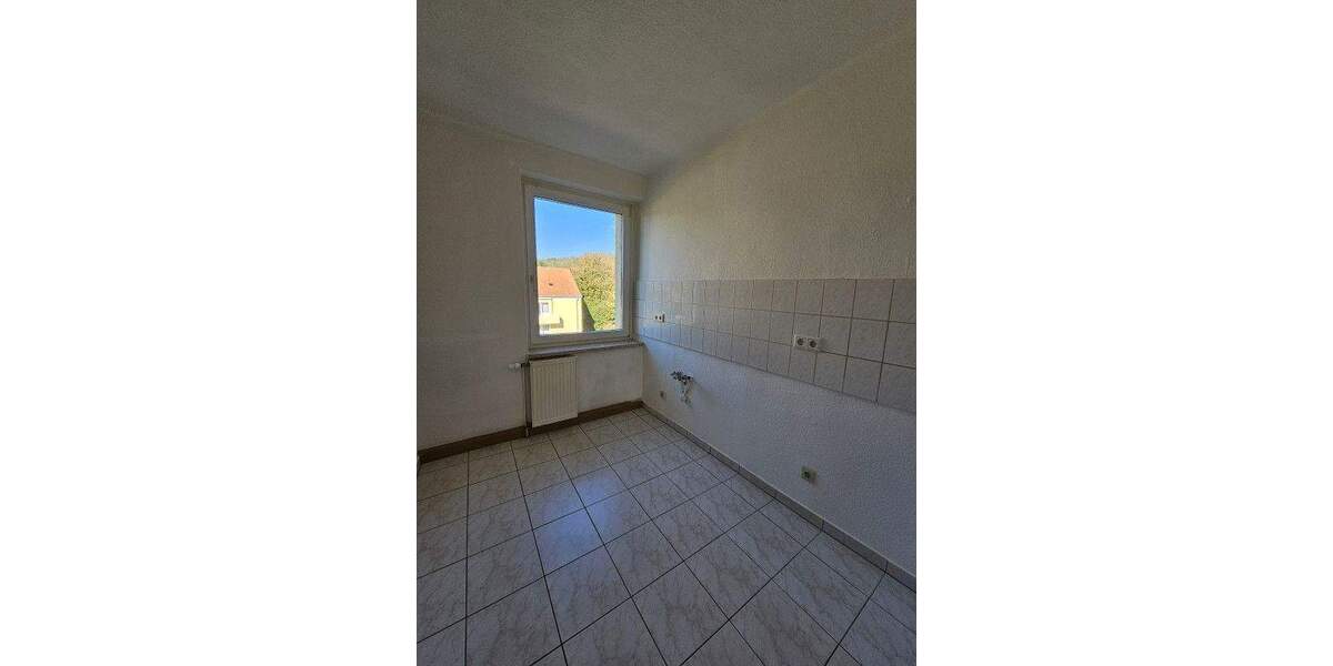 Etagenwohnung Braunsbedra - 2 Zimmer, 43 m&sup2;, 306&euro; | Angebot:25423504