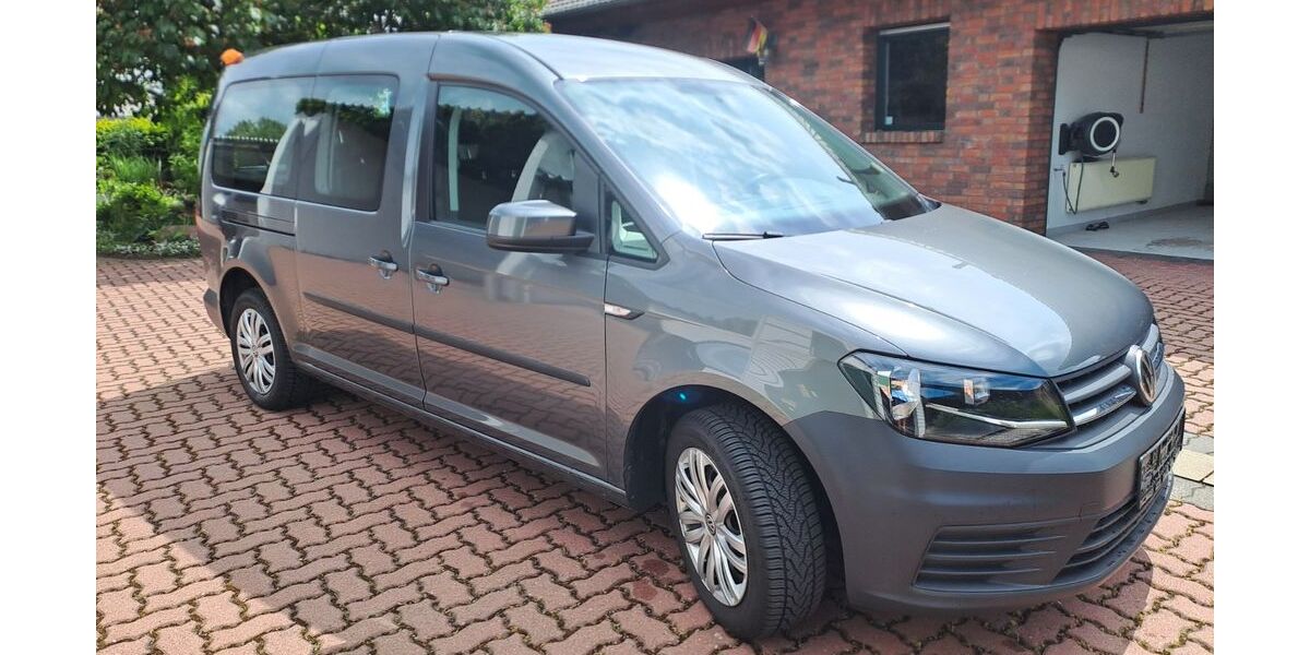 VW Caddy Maxi 96.500 km 21.500 &euro; Königslutter am Elm 38154