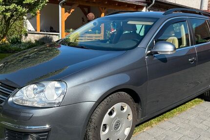 VW Golf 201.000 km 5.999 &euro; Schönewalde 04916