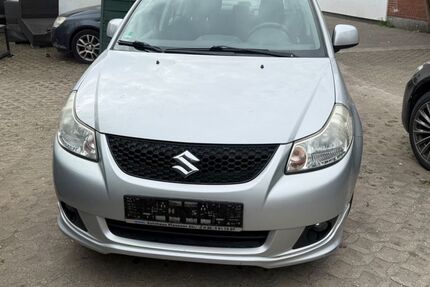 Suzuki SX4 164.000 km 3.100 &euro; Berlin 13403