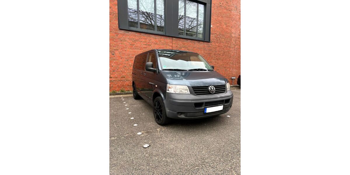 VW T5 Transporter 217.868 km 7.700 &euro; Hamburg 22761