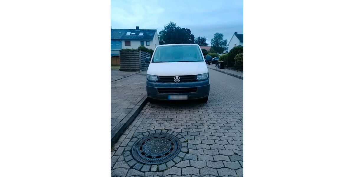 VW T5 Transporter 264.000 km 7.900 &euro; Lübbecke 32312