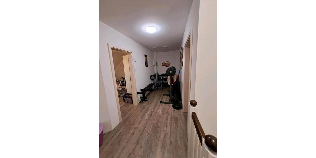 Doppelhaushälfte Langenhorn - 5 Zimmer, 140 m&sup2;, 1.500&euro; | Angebot:26132510