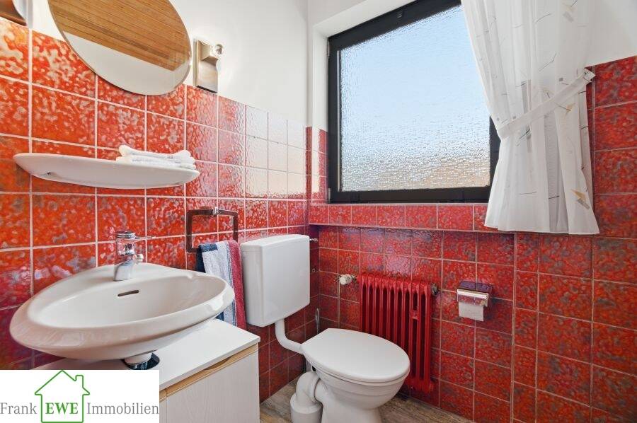 Bungalow Neuss Allerheiligen Rosellen - 3 Zimmer, 133 m&sup2;, 365.000&euro; | Angebot:26363079