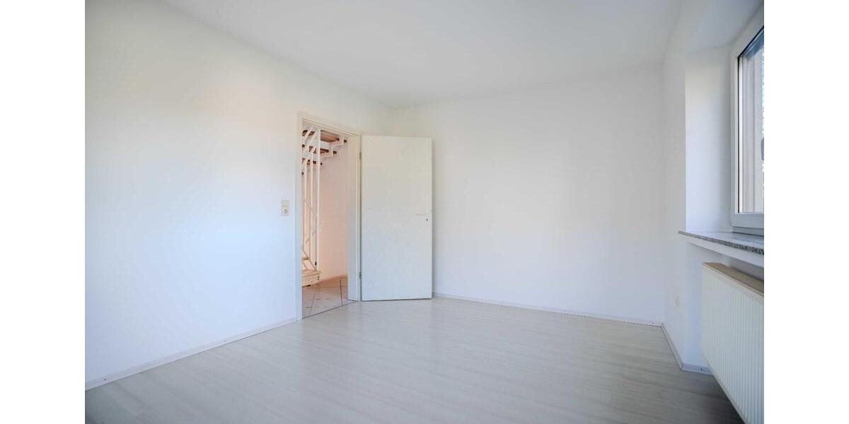 Reihenhaus Ense - 5 Zimmer, 153 m&sup2;, 359.000&euro; | Angebot:25341681