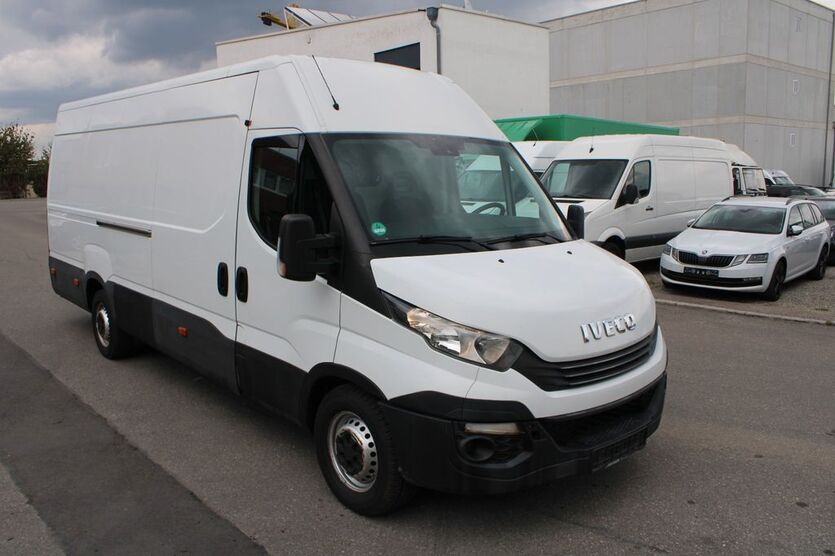 IVECO Andere 374.000 km 11.750 € Weil Im Schönbuch (Raum Stuttgart) 71093