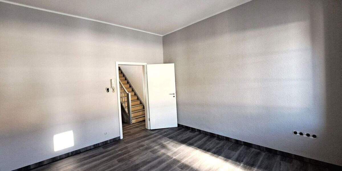 Mehrfamilienhaus, Wohnhaus Krefeld Cracau - 1 Zimmer, 288 m&sup2;, 439.000&euro; | Angebot:25304522