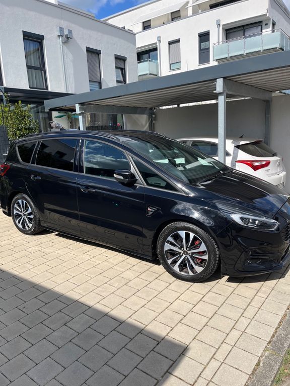 S-Max