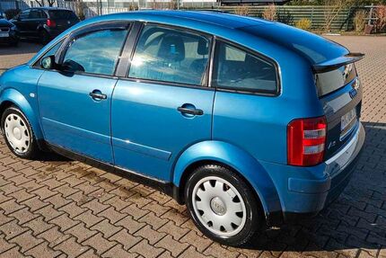 Audi A2 332.254 km 1.300 &euro; Brakel 33034