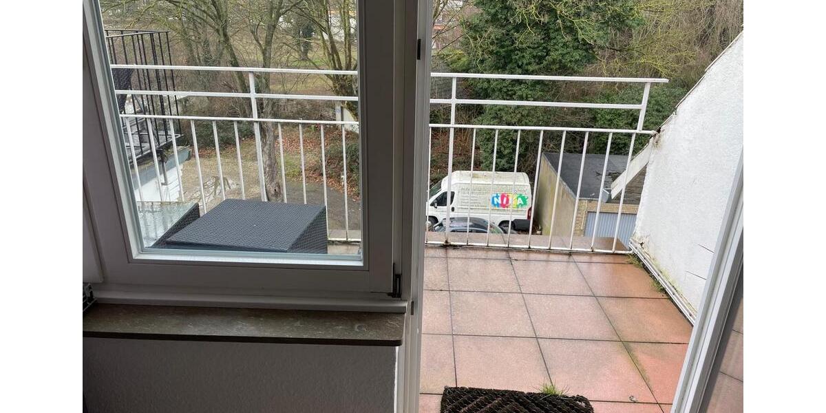 Dachgeschoßwohnung Emmerich am Rhein - 2 Zimmer, 65 m&sup2;, 1.100&euro; | Angebot:25370770