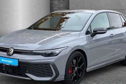 VW Golf 3.900 km 42.730 &euro; Fürstenfeldbruck 82256