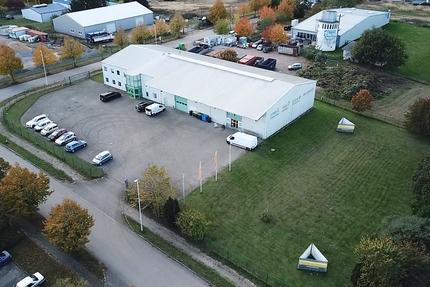 Halle in Schwaan 5.600 € 688 m²