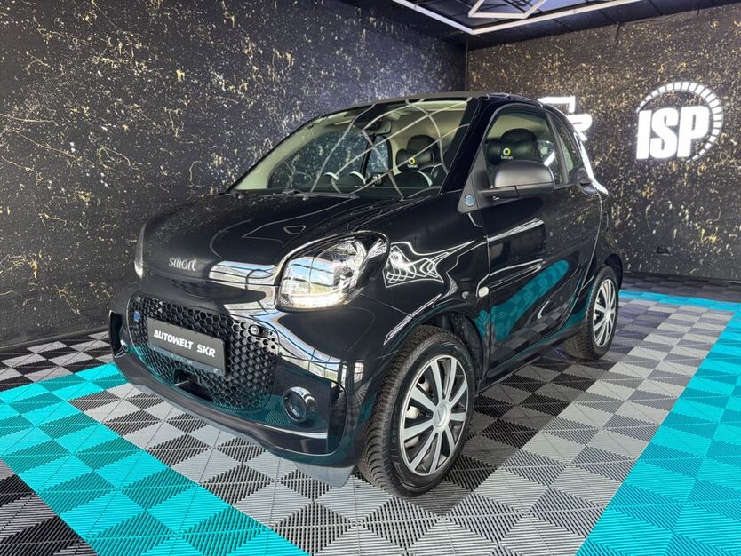 Smart ForTwo 24.077 km 10.499 € Enkenbach-Alsenborn 67677