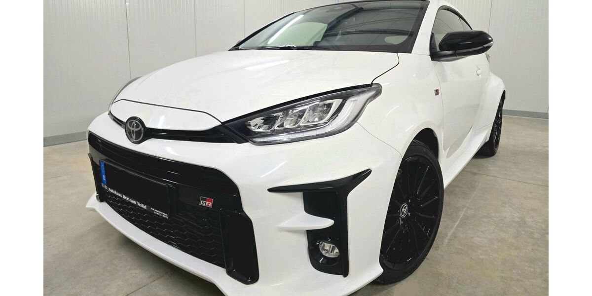 Toyota Yaris 68.317 km 28.777 &euro; Liebenburg 38704