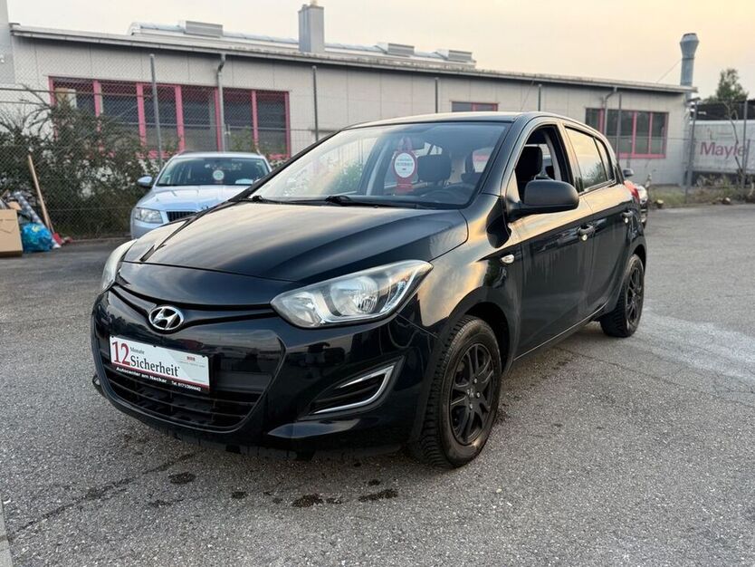 i20