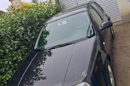 VW Golf 127.000 km 2.800 &euro; Mörfelden-Walldorf 64546