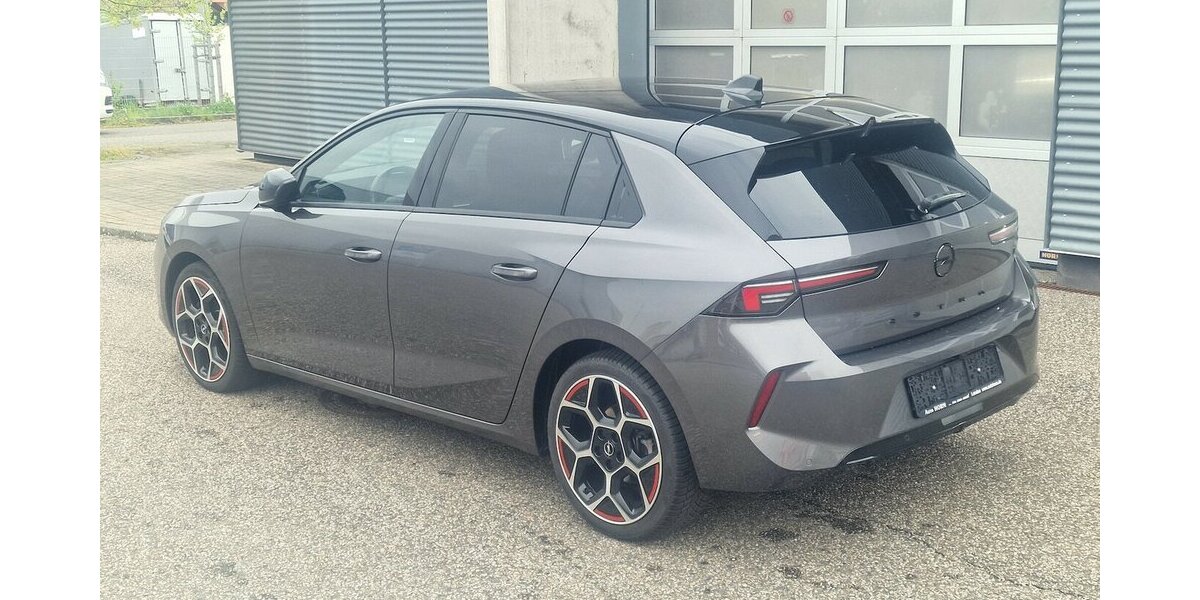 Opel Astra 1.5DGS Line Klimaautomatik Automatik 64.000 km 21.998 &euro; Landau 76829