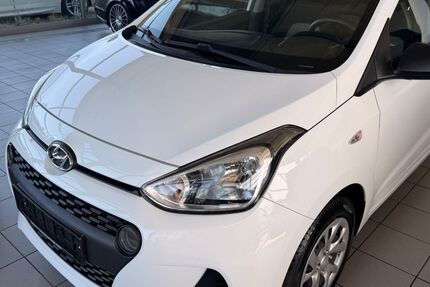 Hyundai i10 97.143 km 8.499 &euro; Achim 28832