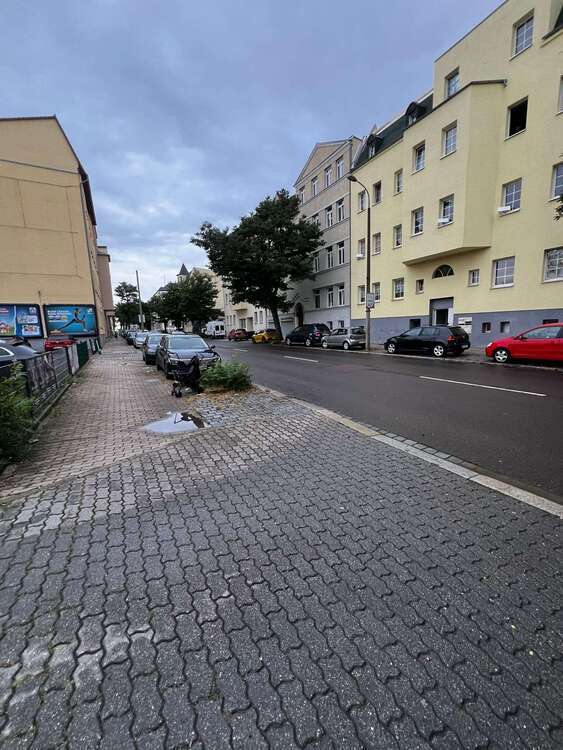 Grundstück zu verkaufen in Halle 698.000 € 3035 m²
