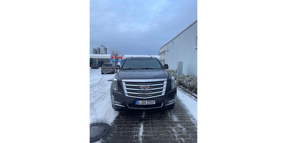 Cadillac Escalade 56.000 km 66.200 &euro; Berlin 12159