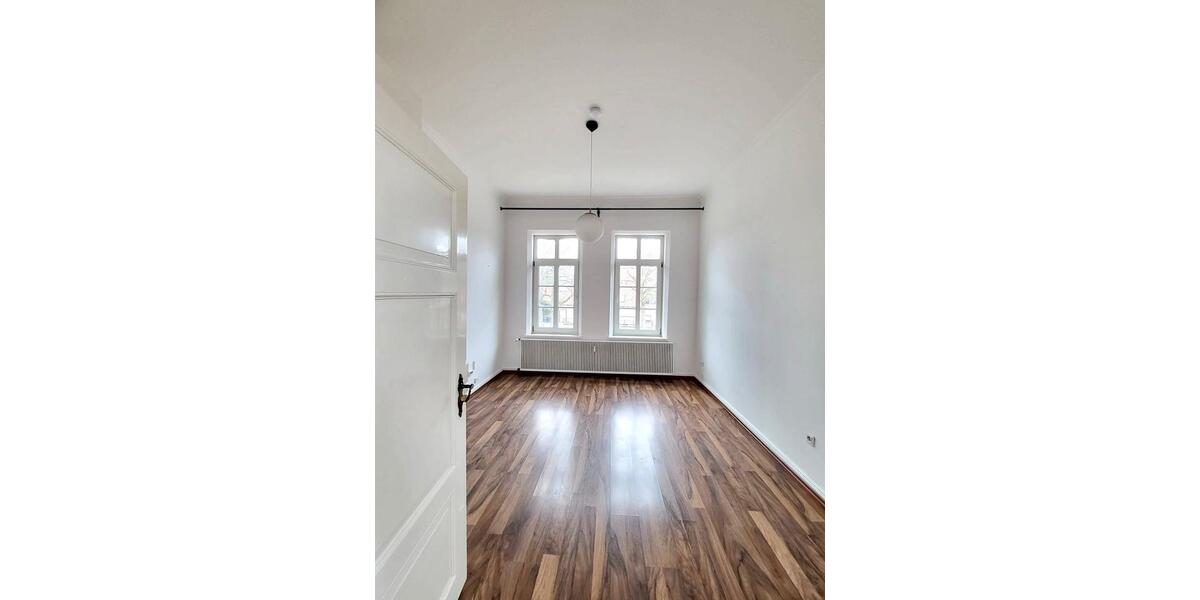 Schöne 134 qm Wohnung 4 zimmer