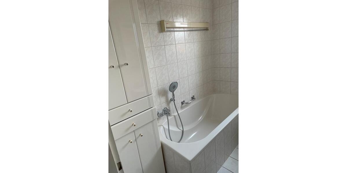 Erdgeschoßwohnung Salzweg - 3 Zimmer, 78 m&sup2;, 650&euro; | Angebot:26113167