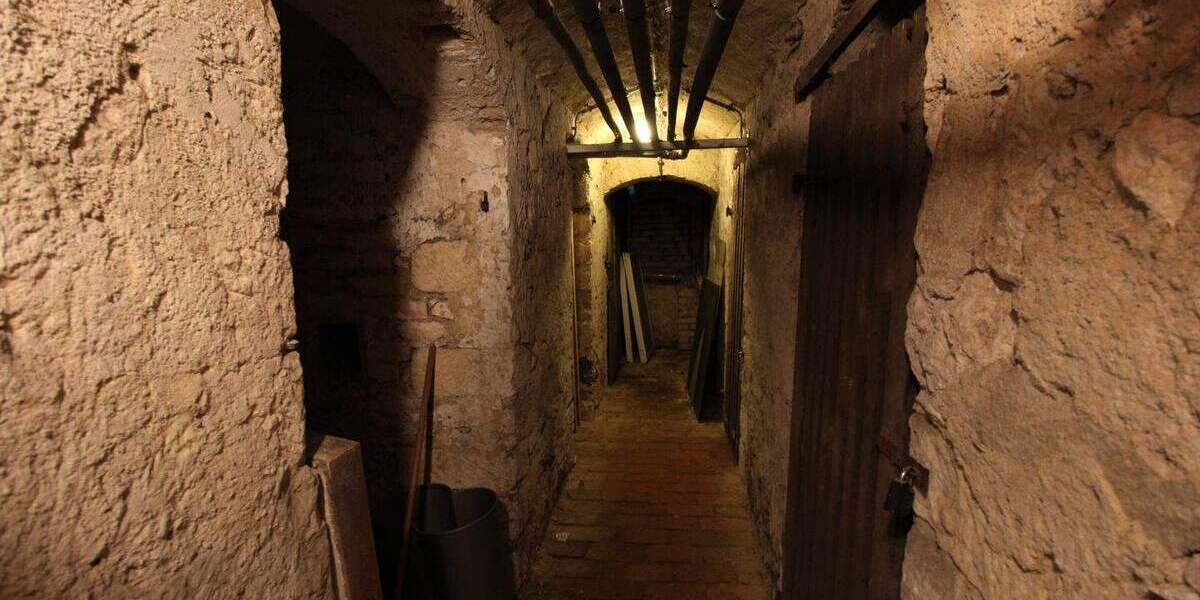 Mehrfamilienhaus, Wohnhaus Meißen - 2 Zimmer, 450.000&euro; | Angebot:25999379