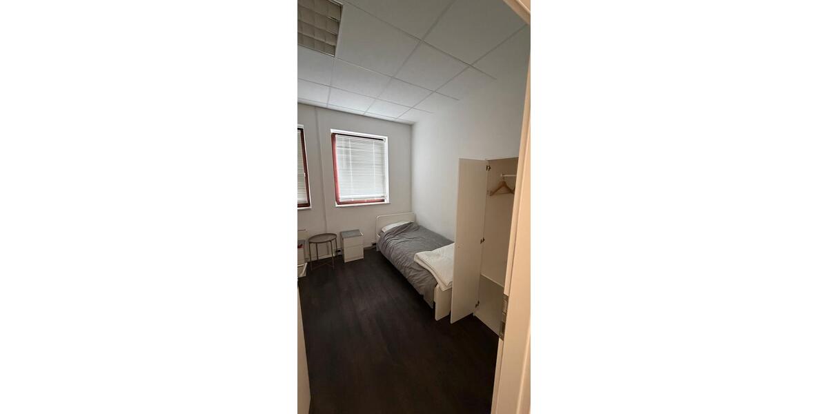 Erdgeschoßwohnung München Nymphenburg - 1 Zimmer, 10 m&sup2;, 500&euro; | Angebot:26610699